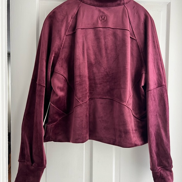 NWT Lululemon Velvet Maroon Half-Zip Sweatshirt (M/L) - Picture 2 of 5
